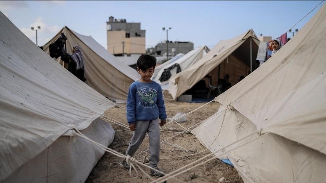 Help amera family in gaza